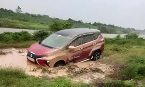 Sát hại tài xế taxi, phi tang xác ở mép sông